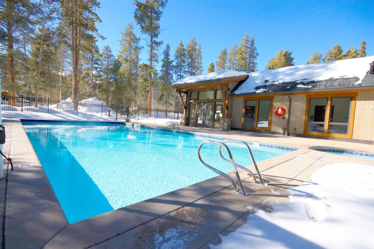 Pinecreek #F - 3 Bedroom - Close To Town - Shuttle To Slopes - Pool And Hot Tub Access Breckenridge Eksteriør billede