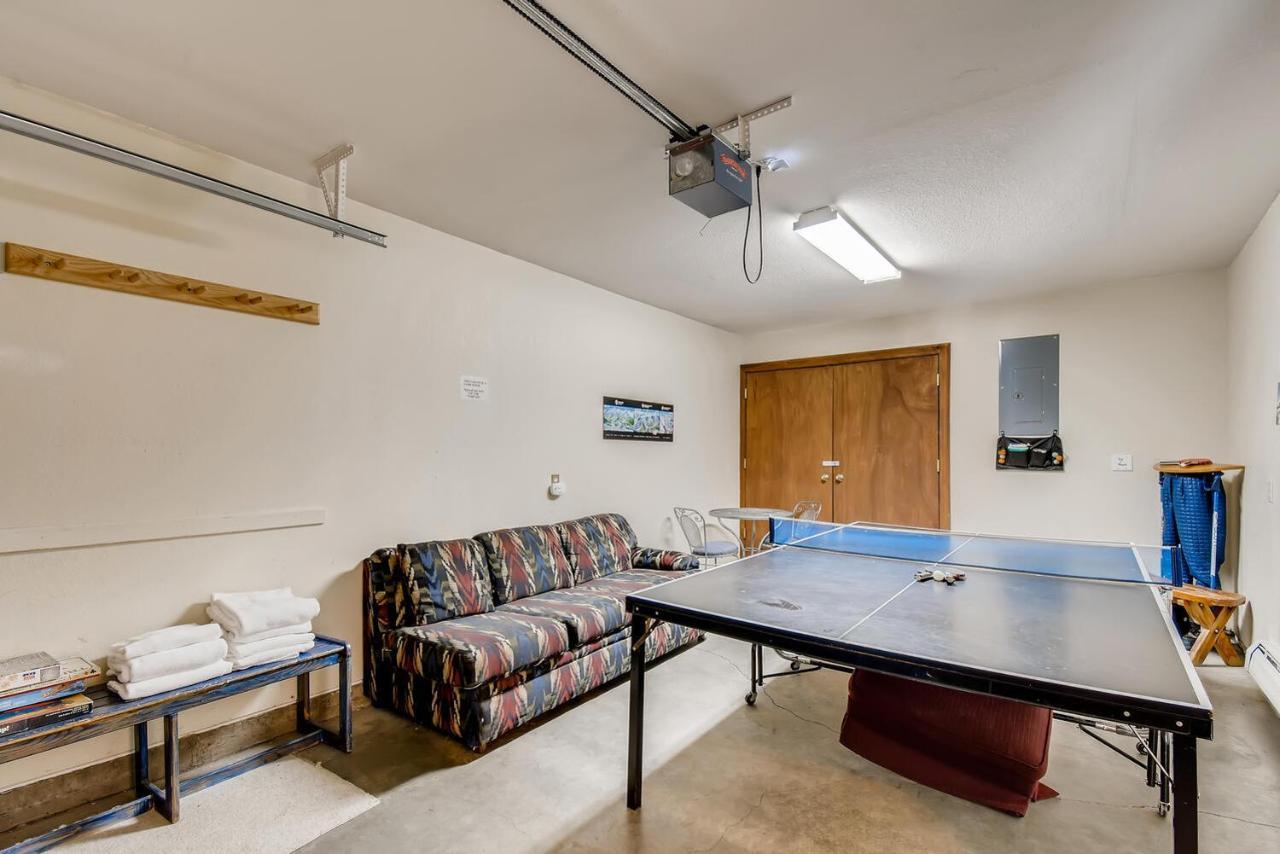 Pinecreek #F - 3 Bedroom - Close To Town - Shuttle To Slopes - Pool And Hot Tub Access Breckenridge Eksteriør billede