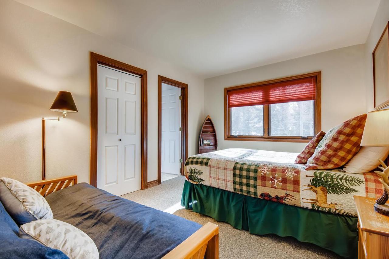 Pinecreek #F - 3 Bedroom - Close To Town - Shuttle To Slopes - Pool And Hot Tub Access Breckenridge Eksteriør billede