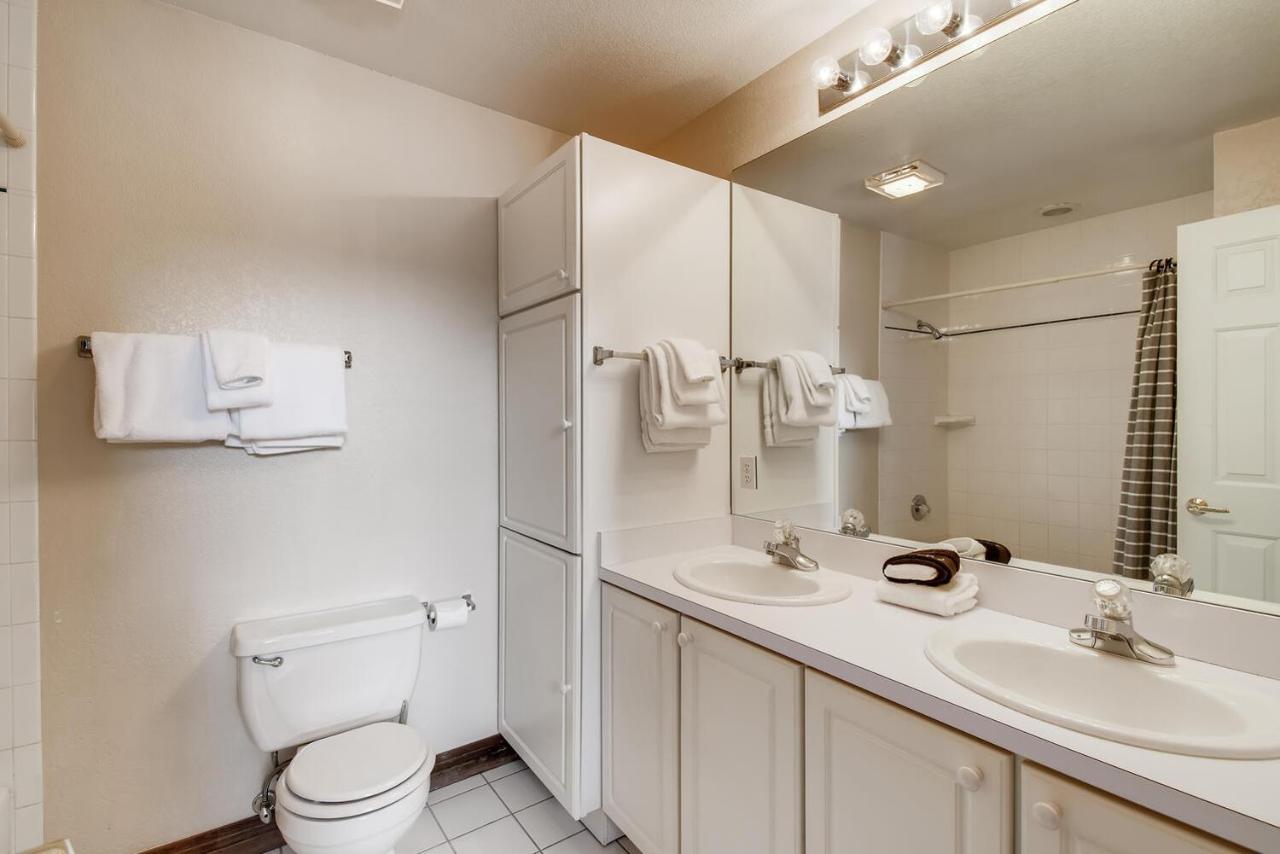 Pinecreek #F - 3 Bedroom - Close To Town - Shuttle To Slopes - Pool And Hot Tub Access Breckenridge Eksteriør billede