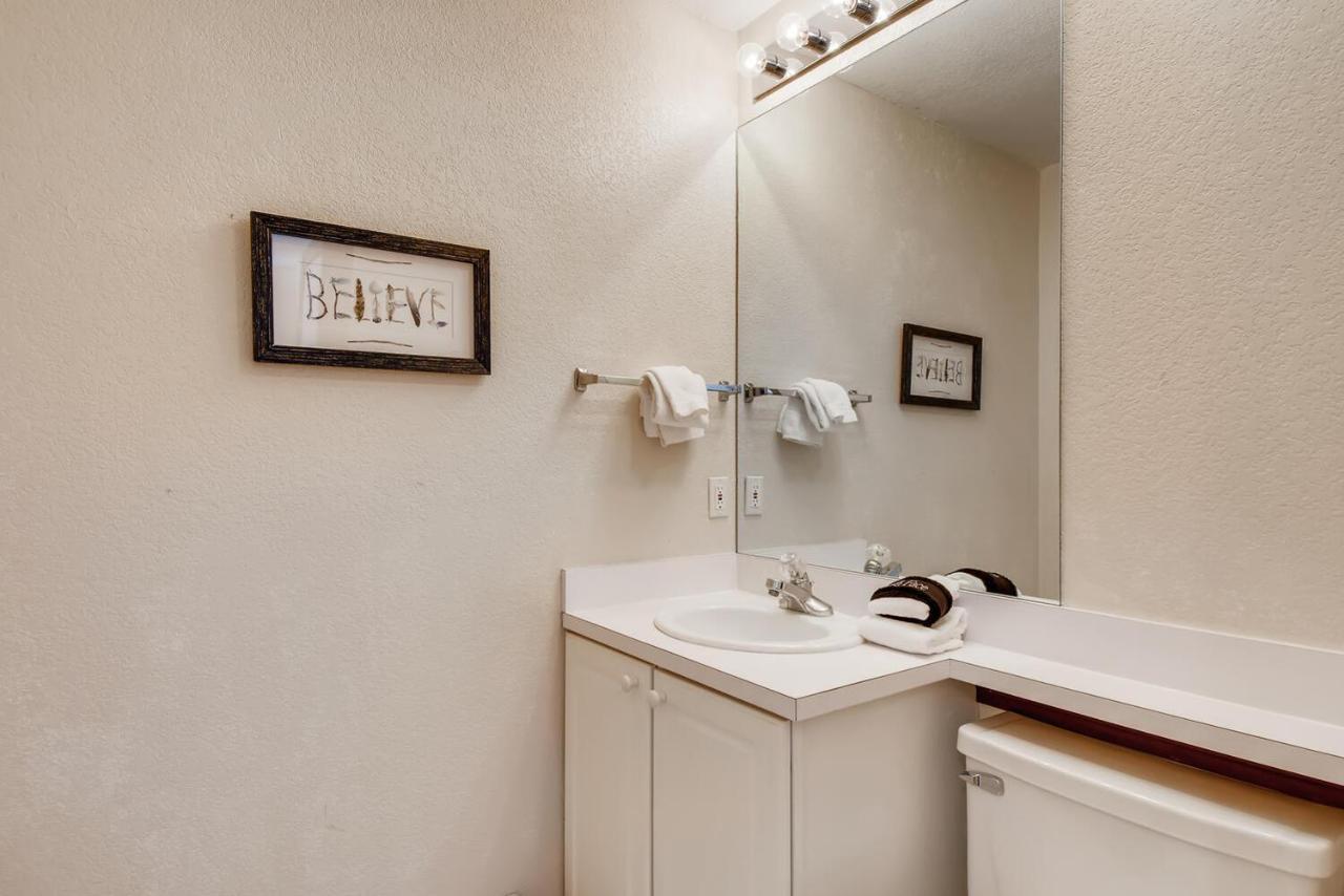Pinecreek #F - 3 Bedroom - Close To Town - Shuttle To Slopes - Pool And Hot Tub Access Breckenridge Eksteriør billede