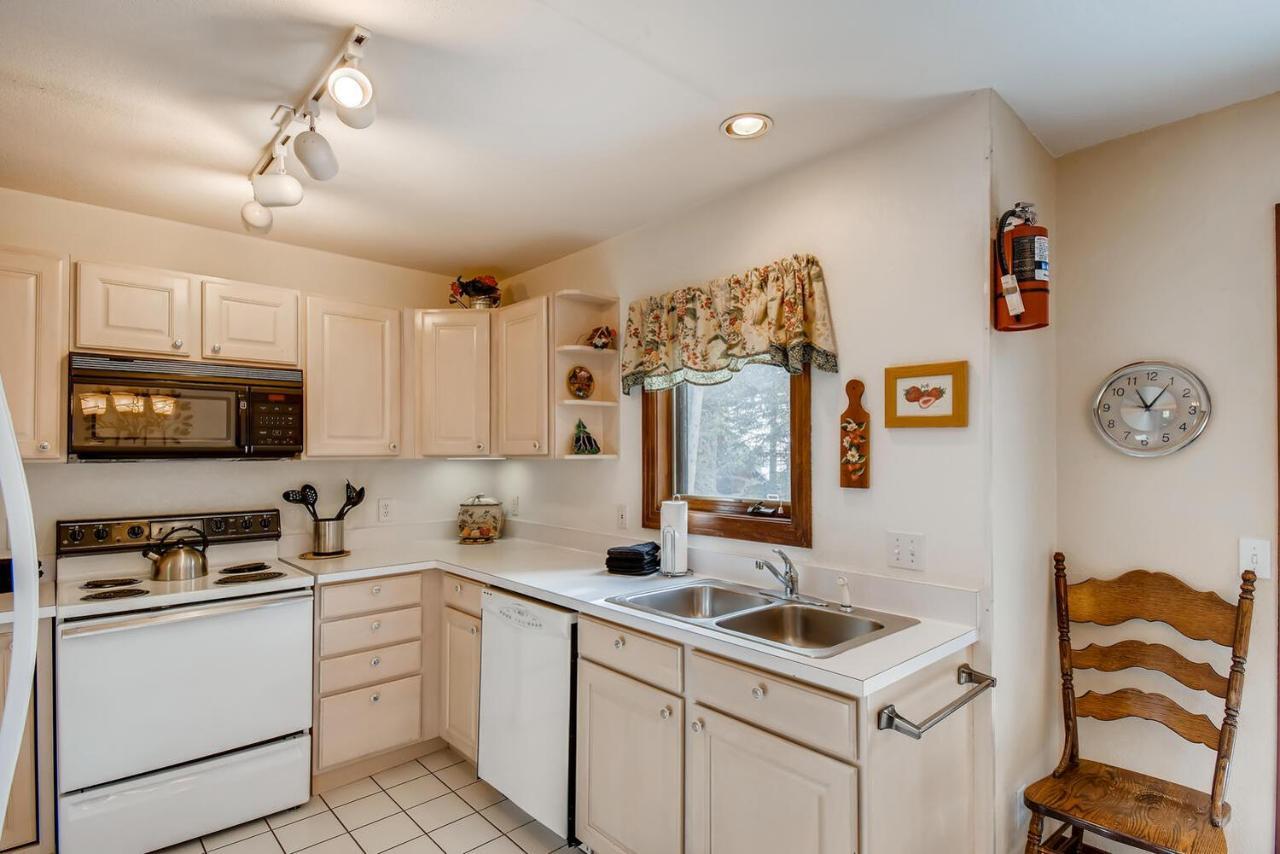 Pinecreek #F - 3 Bedroom - Close To Town - Shuttle To Slopes - Pool And Hot Tub Access Breckenridge Eksteriør billede