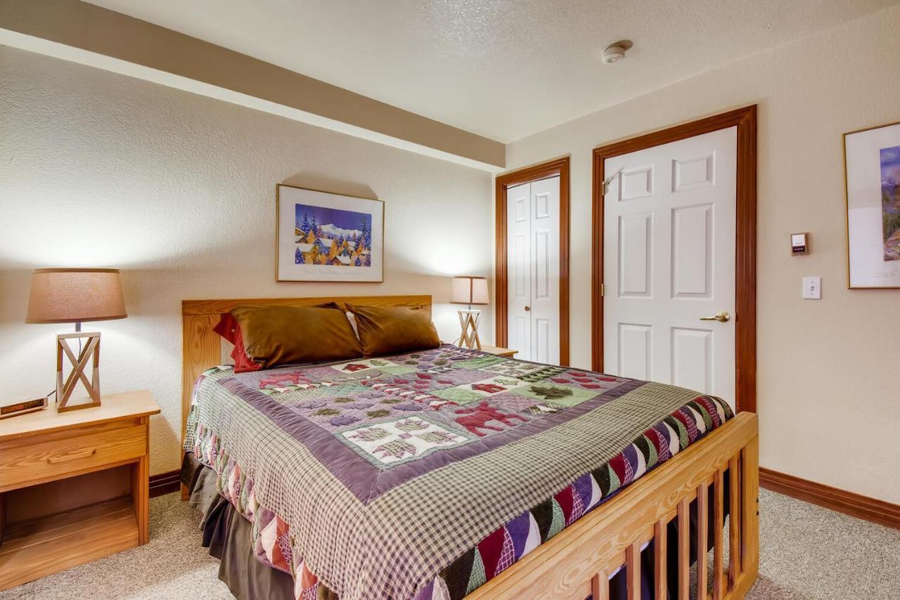 Pinecreek #F - 3 Bedroom - Close To Town - Shuttle To Slopes - Pool And Hot Tub Access Breckenridge Eksteriør billede